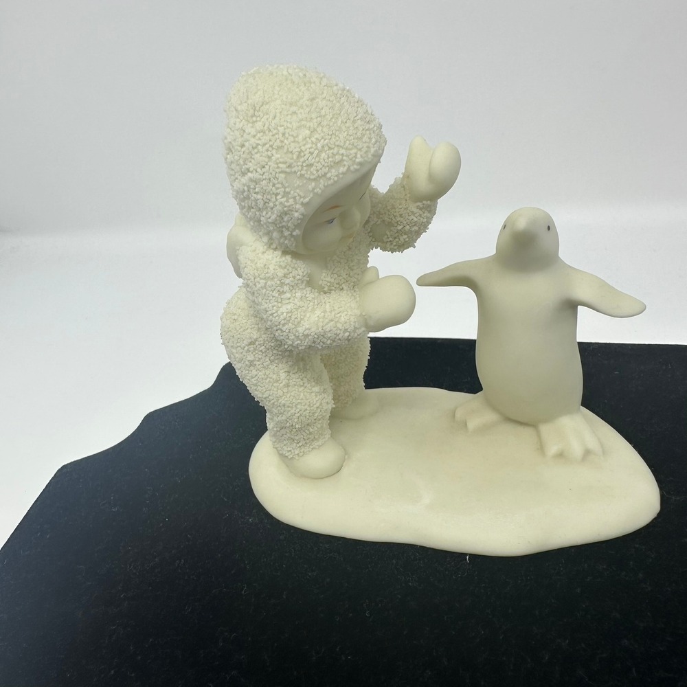 Dept 56 Figurine Unisex OS White Snowbabies Penguin Friends Bisque Porcelain